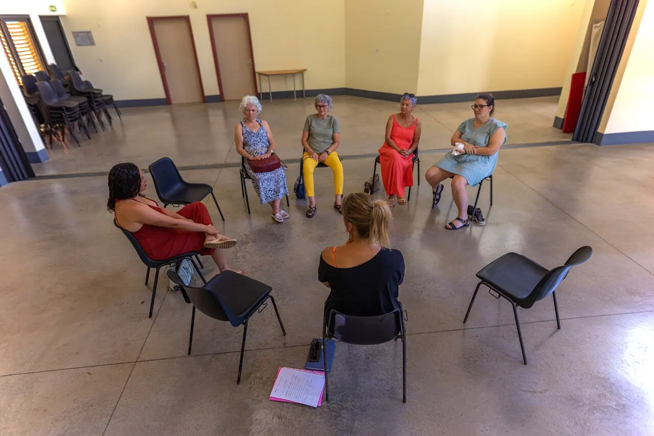 Échanges entre aidants lors d’un atelier